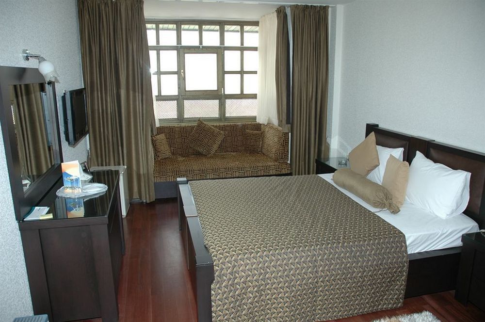 Ulasan Hotel Caravan Camping Ankara Esterno foto