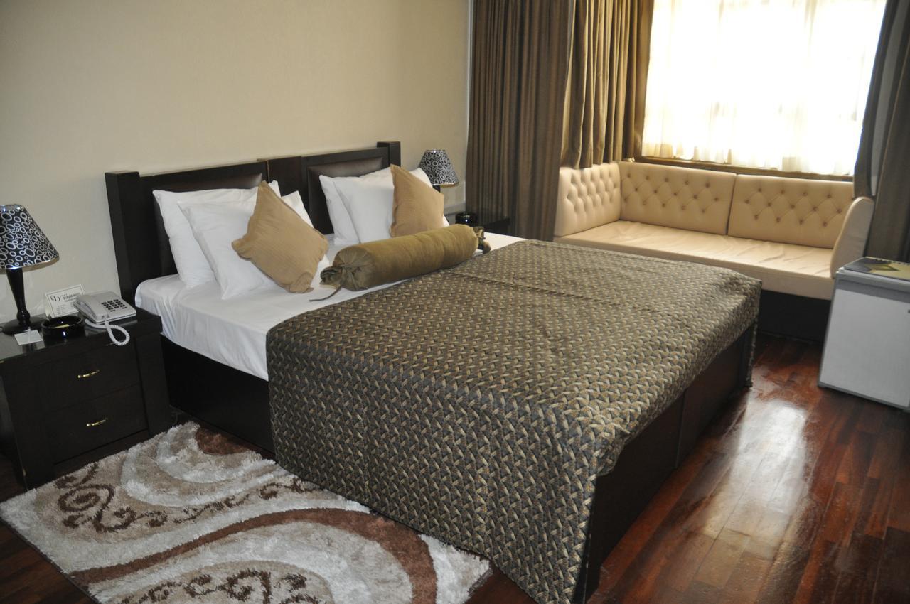 Ulasan Hotel Caravan Camping Ankara Esterno foto